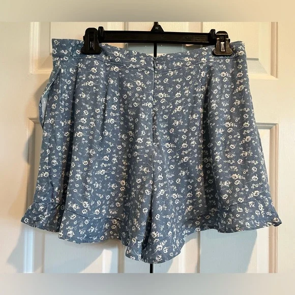 ALTAR’D STATE : Blue Floral Skort w Wrap-Look Layer & Ruffle - Picture 7 of 8